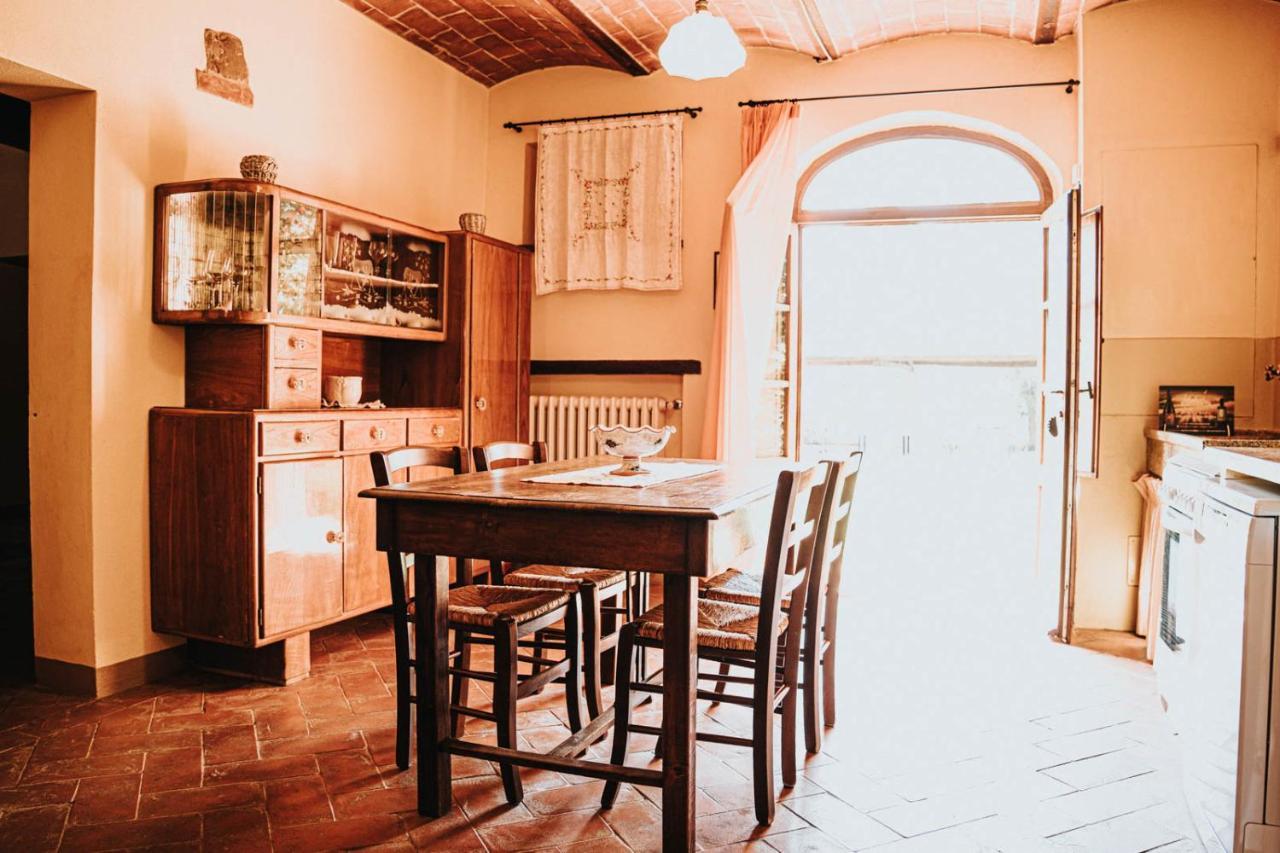 Il Querciolo - Azienda Biologica, Agriturismo E Cantina Marciano della Chiana Exterior photo