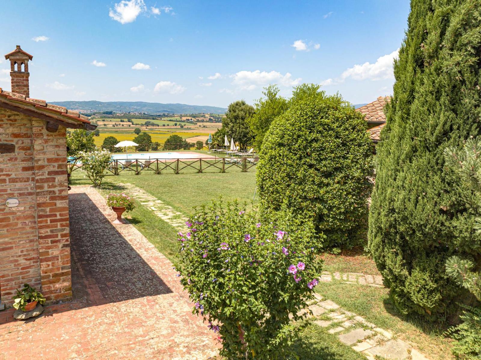 Il Querciolo - Azienda Biologica, Agriturismo E Cantina Marciano della Chiana Exterior photo