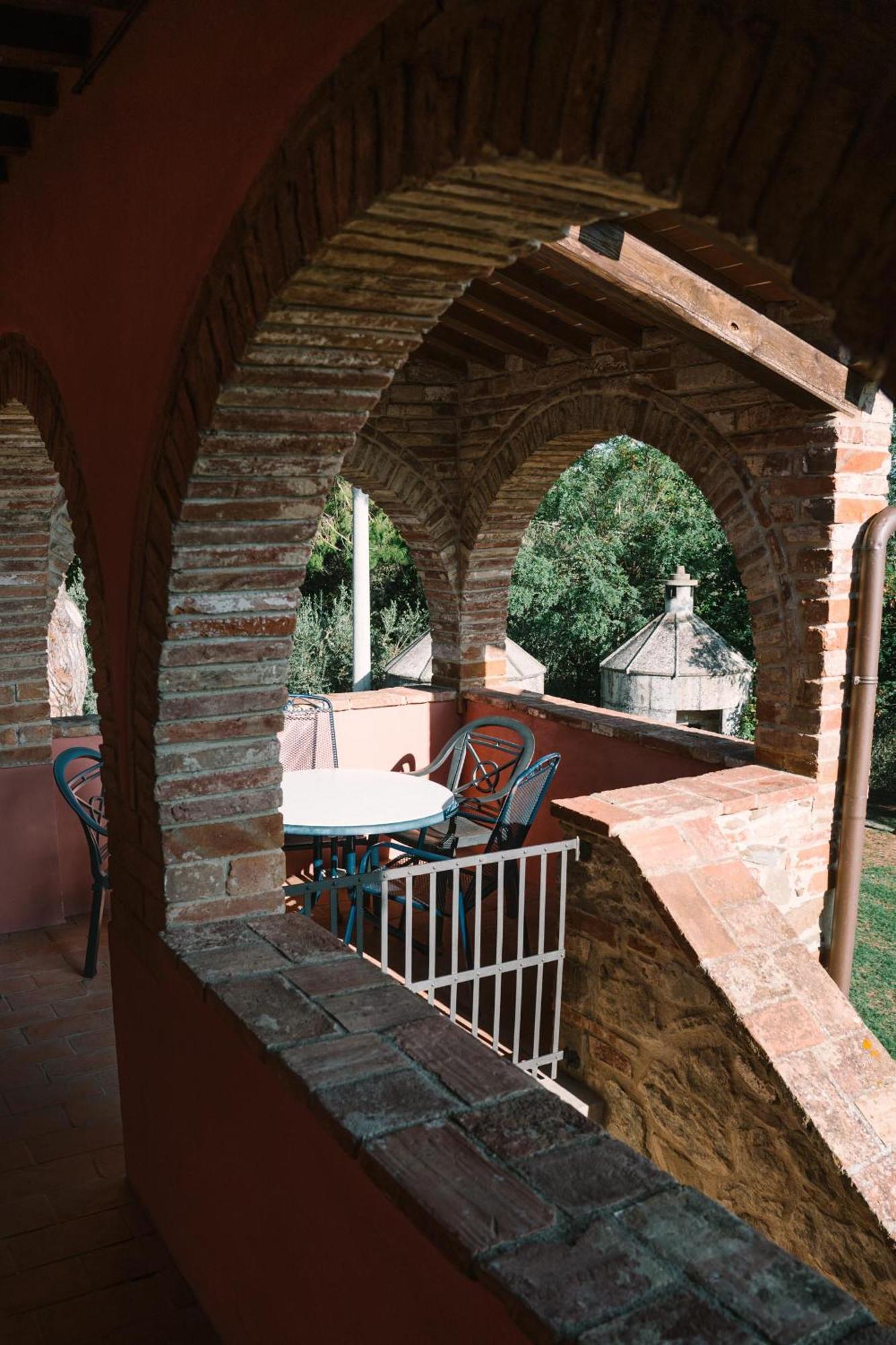 Il Querciolo - Azienda Biologica, Agriturismo E Cantina Marciano della Chiana Exterior photo